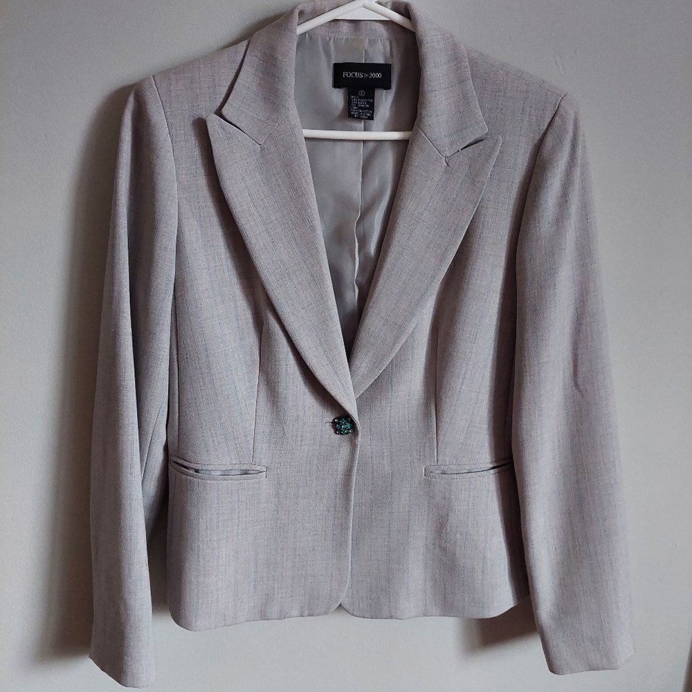 Focus 2000 Women Light Grey Tweed Woven Blazer, size 6